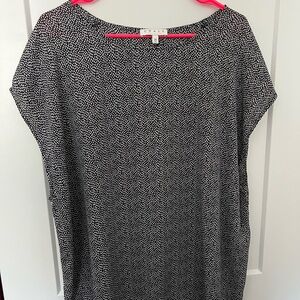 Chaus Black and White Patterned Top